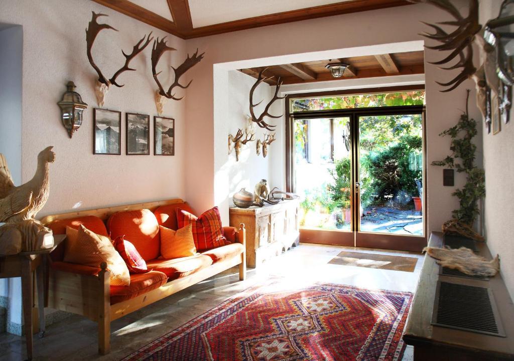 Hotel Auhof Schruns ภายนอก รูปภาพ